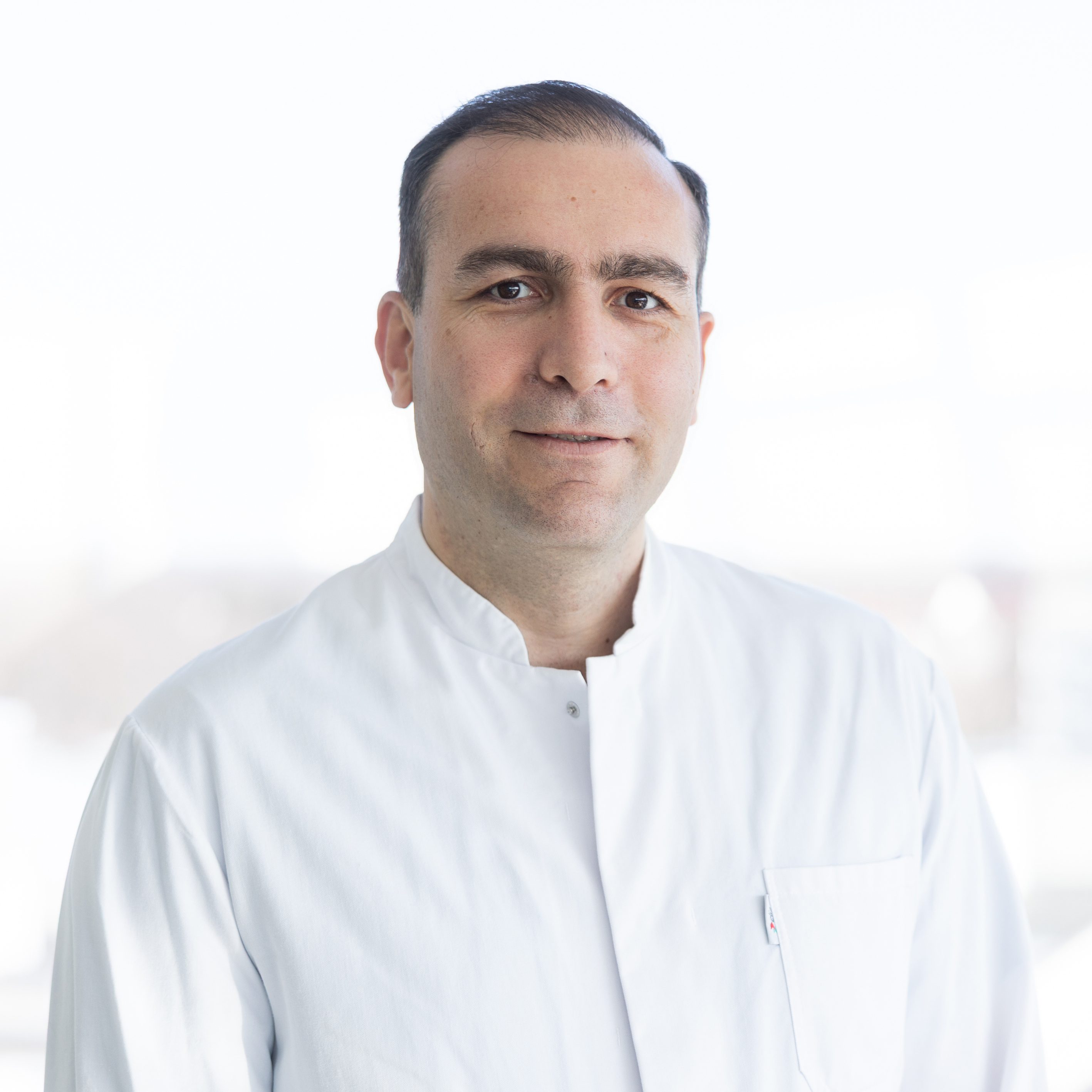 Portrait von Dr. med. Ararat Minasyan